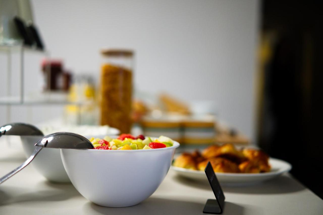 Beau M Paris Hostel Екстериор снимка