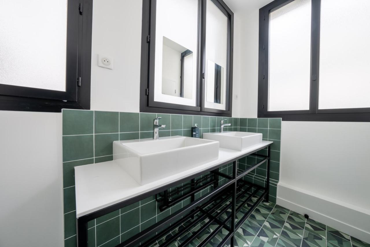 Beau M Paris Hostel Екстериор снимка