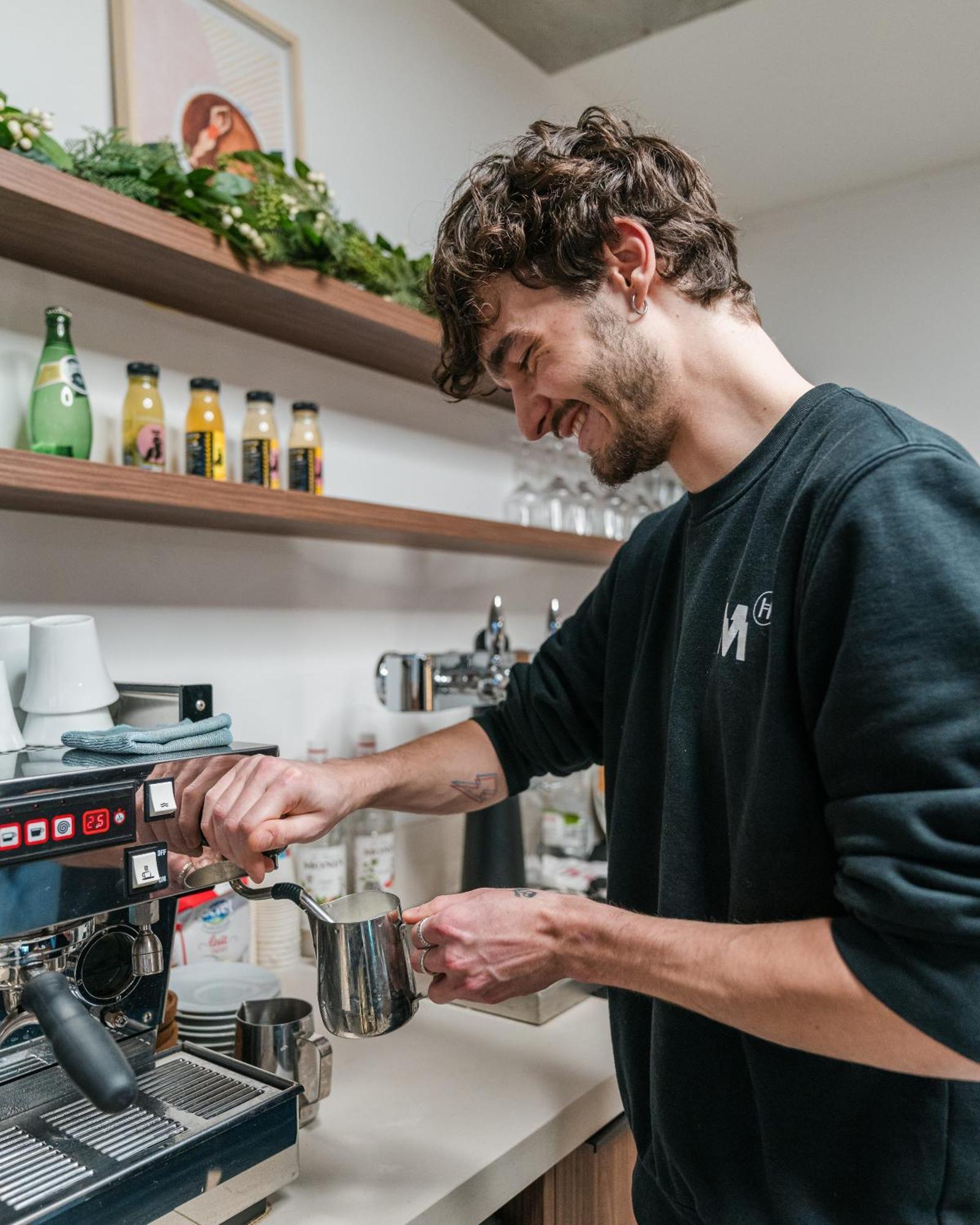 Beau M Paris Hostel Екстериор снимка