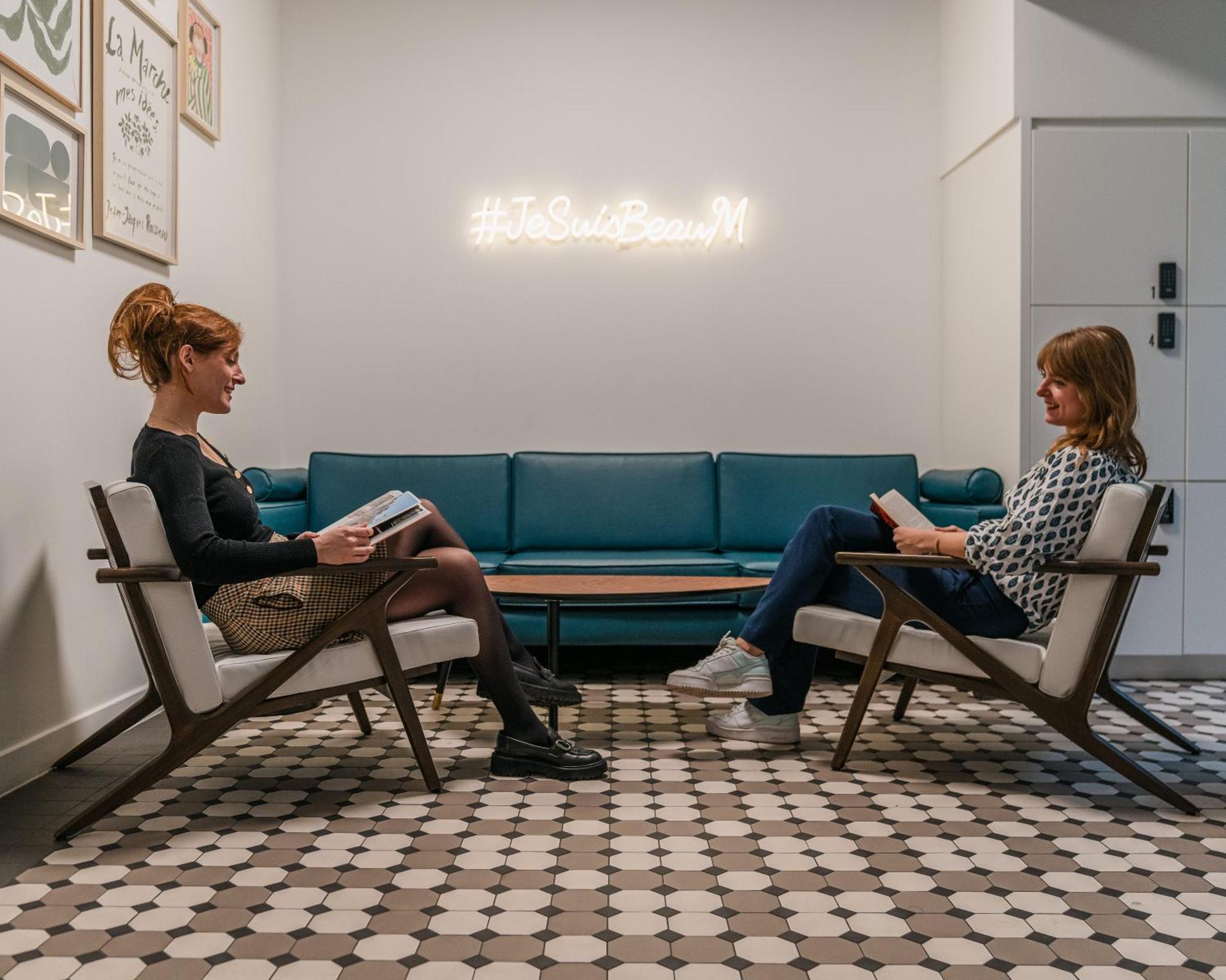 Beau M Paris Hostel Екстериор снимка